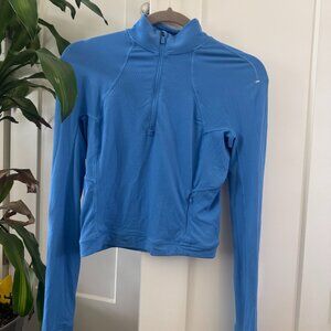 Lululemon It’s Rulu Cropped Half-Zip in Blue Nile, Size 4
